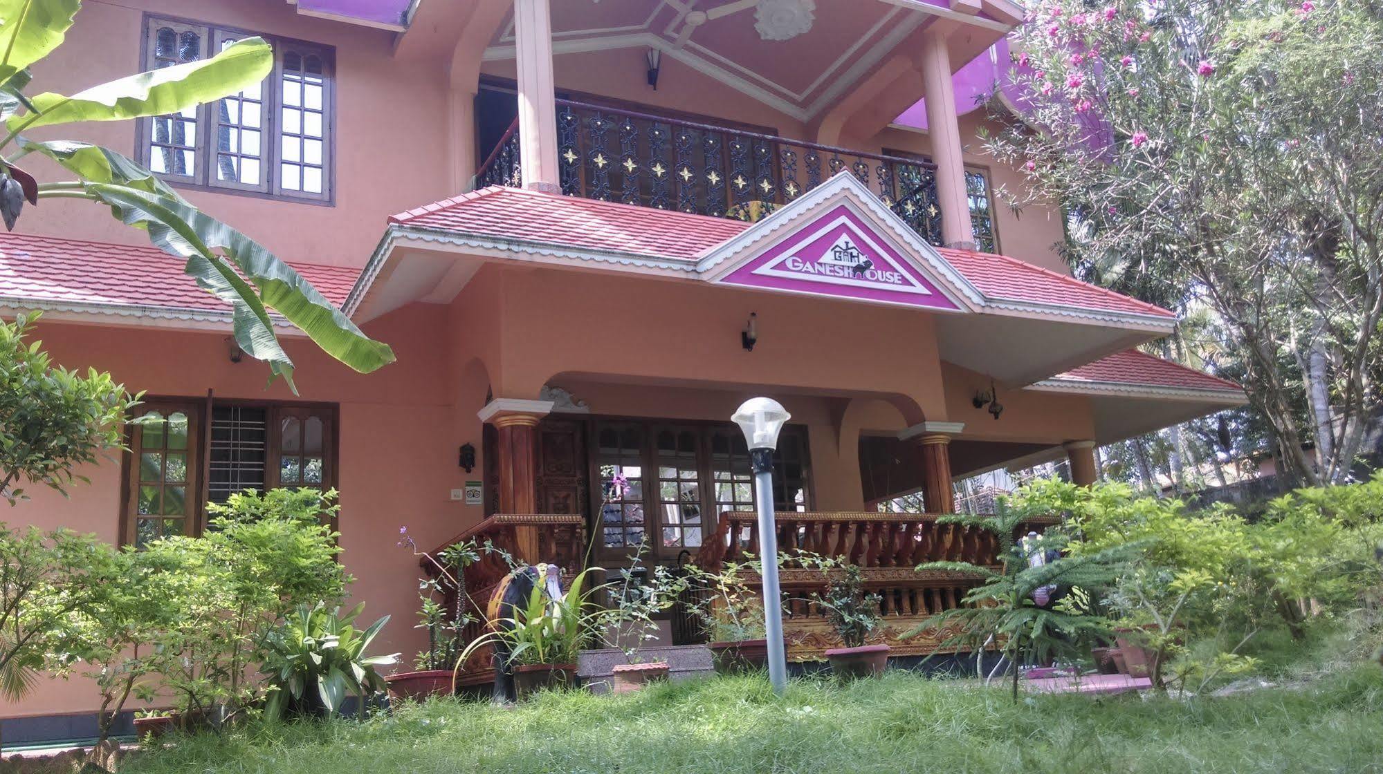 Ganesh House Homestay Kovalam Eksteriør bilde