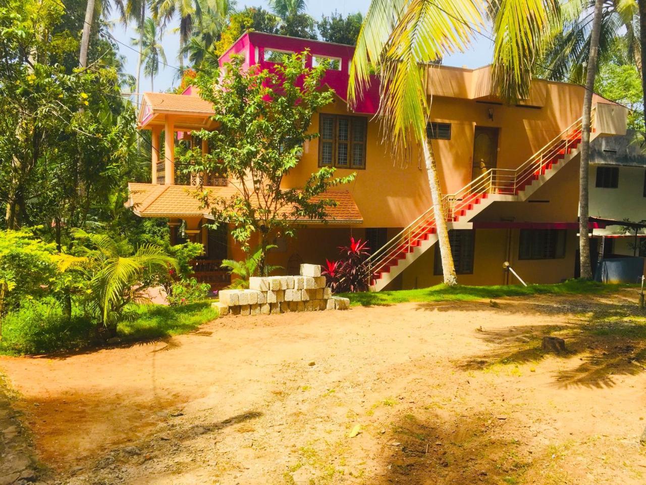 Ganesh House Homestay Kovalam Eksteriør bilde